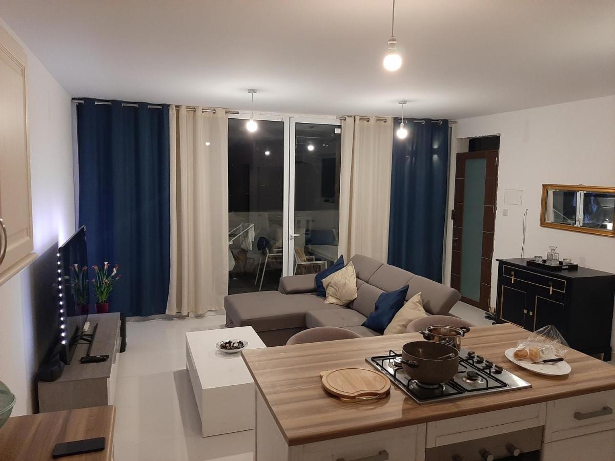 Town Pent House Apartment Luqa Exterior foto