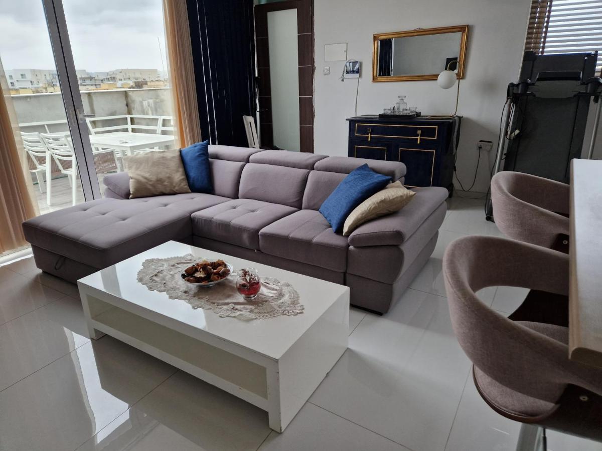 Town Pent House Apartment Luqa Exterior foto