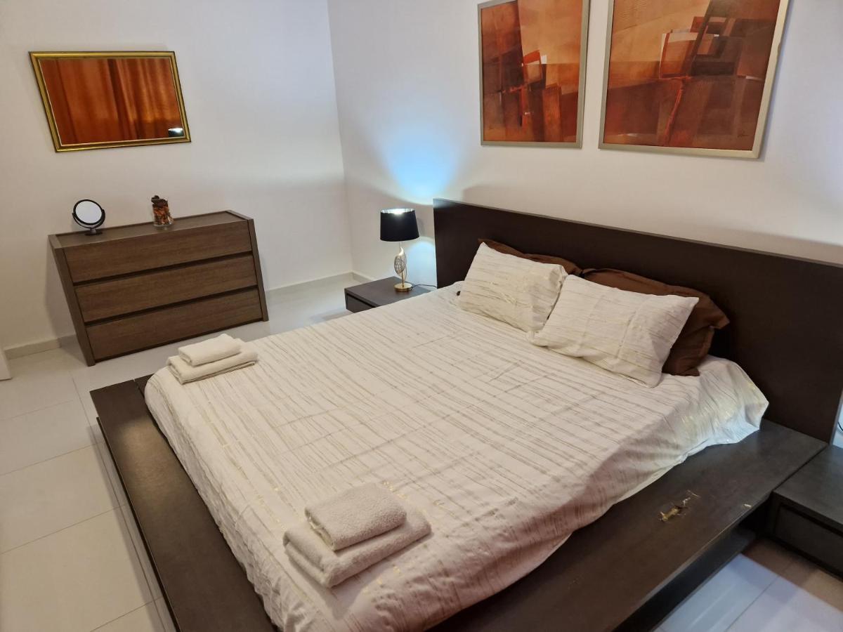 Town Pent House Apartment Luqa Exterior foto